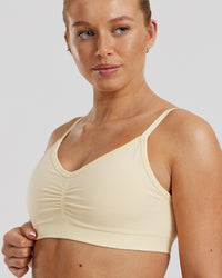 Define 2.0 Seamless Scrunch Bralette | Vanilla