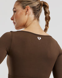 Define 2.0 Seamless Long Sleeve Built-In Bra Top | Cocoa