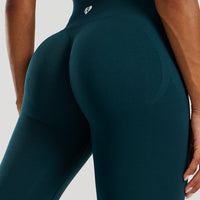 Define 2.0 Seamless Scrunch Leggings | Dark Moss