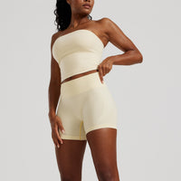 Define 2.0 Seamless Scrunch 4" Shorts | Vanilla