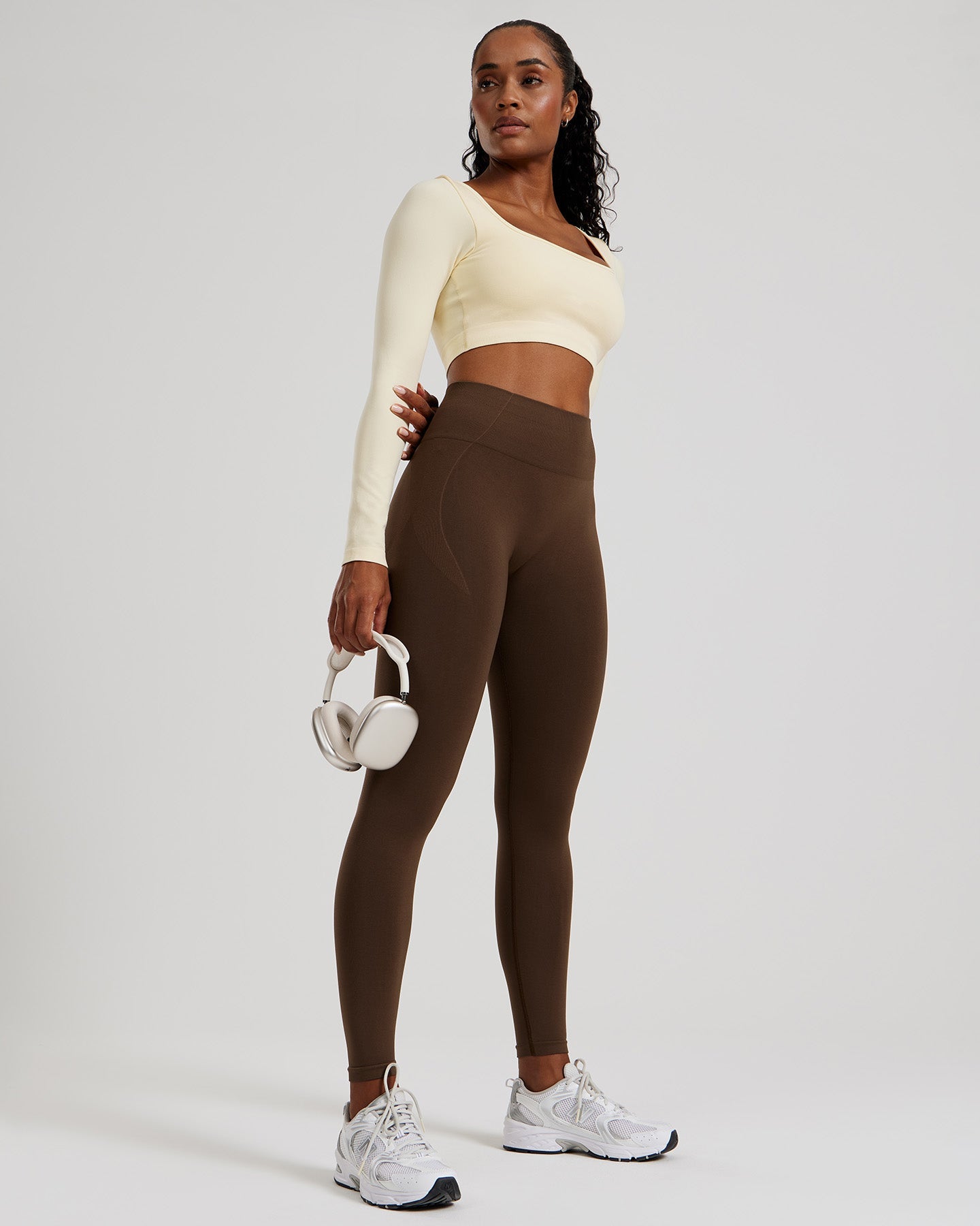 Define 2.0 Seamless Long Sleeve Built-In Bra Top | Vanilla