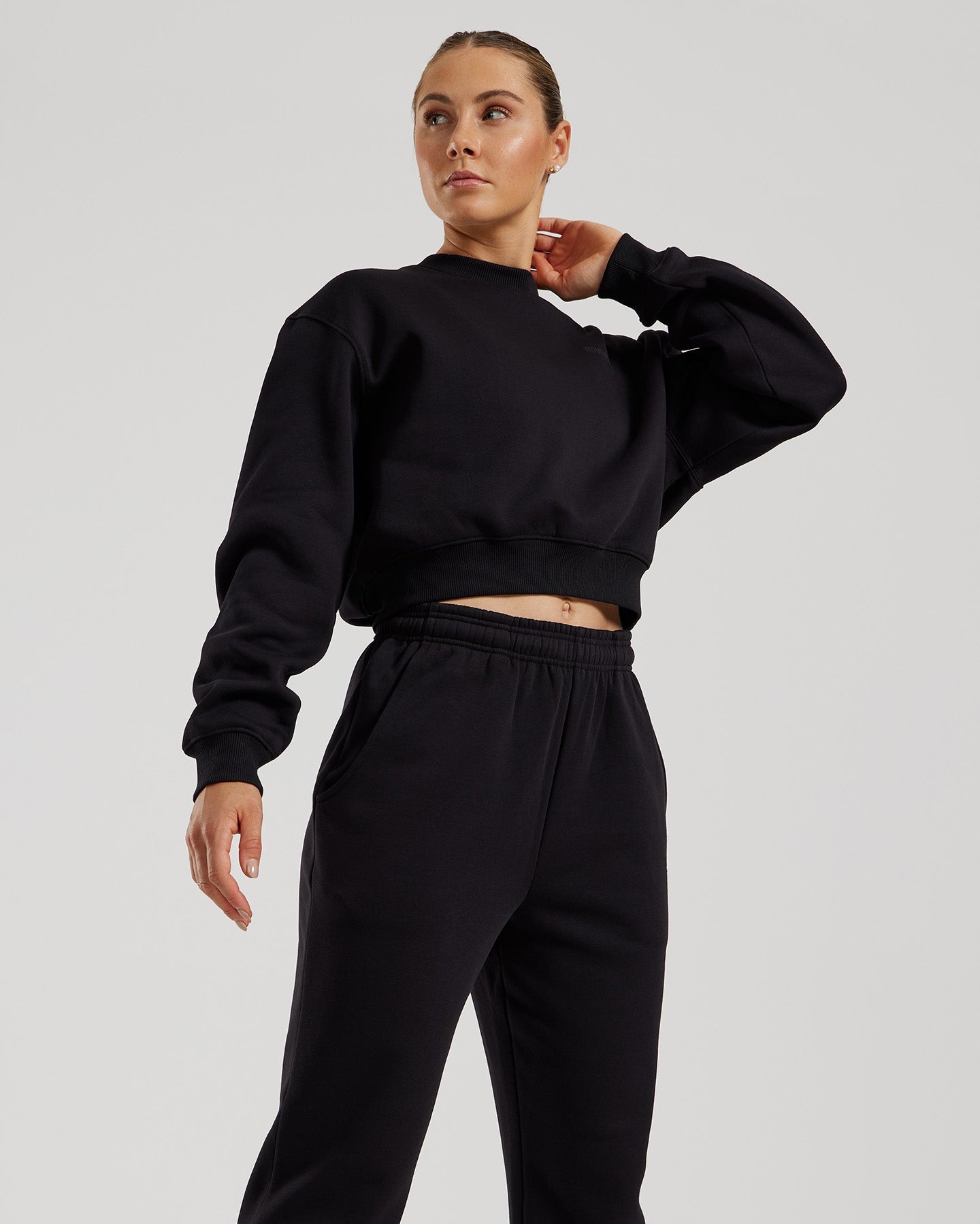Comfort Cropped Crew Neck | Black