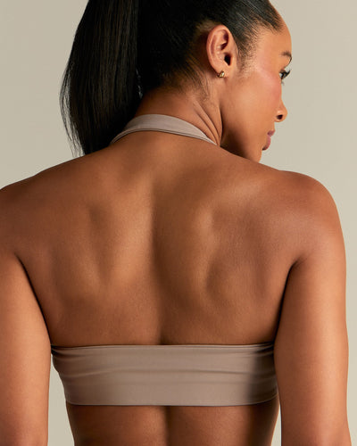 Essential Twist Front Halter Bra | Buff
