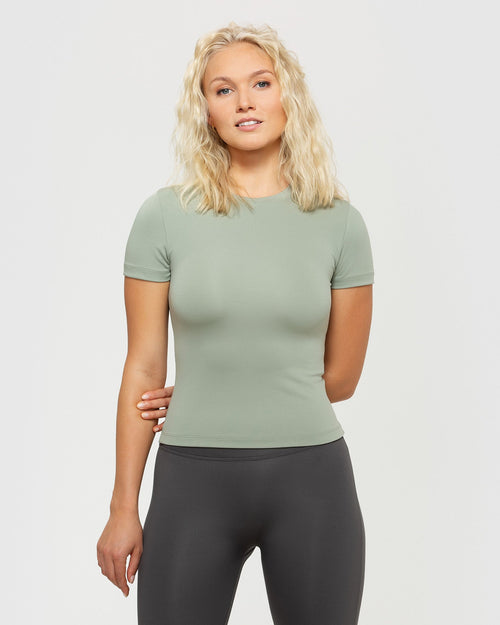 Essential Second Skin Short Sleeve Tee | Olive