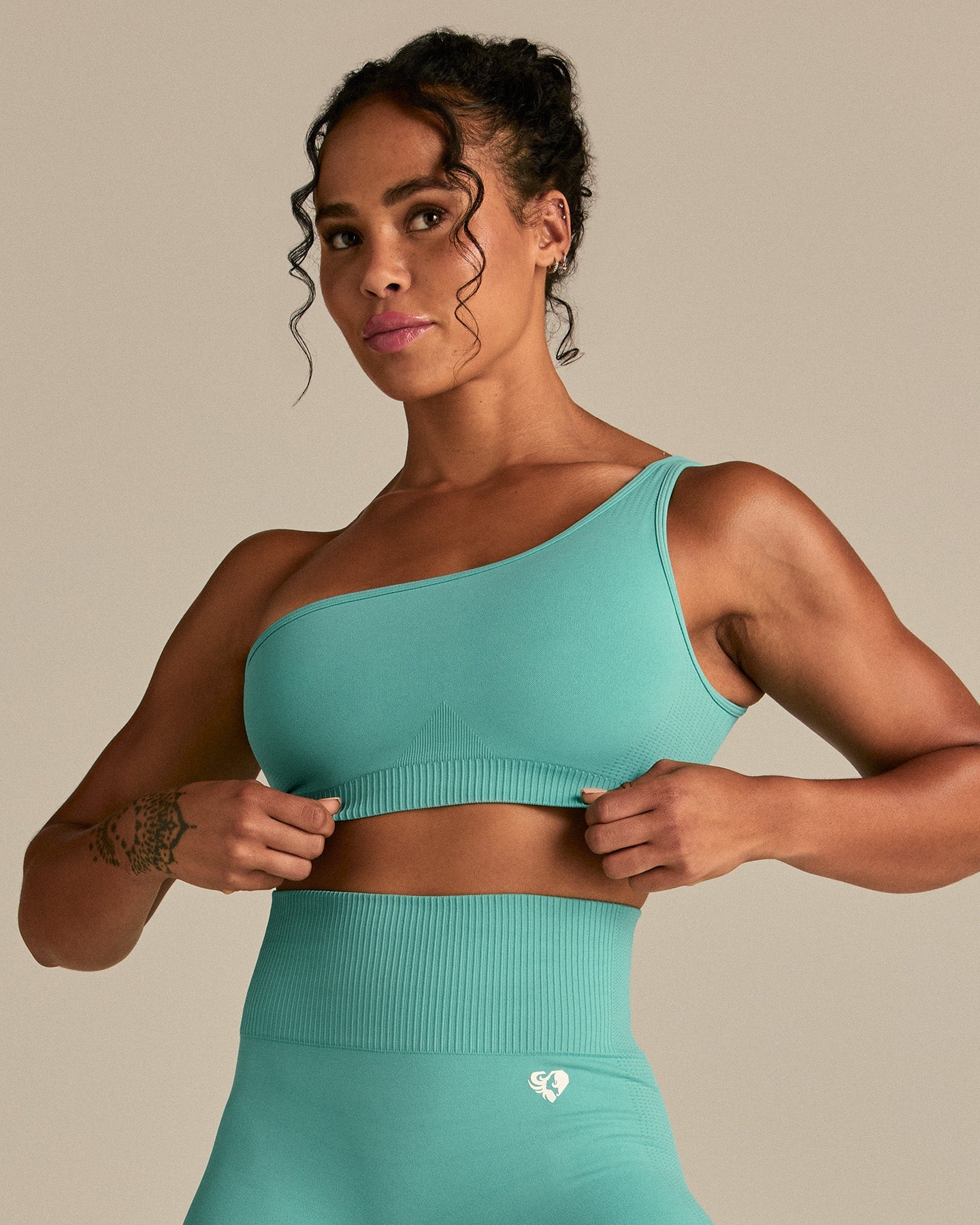 Power Seamless One Shoulder Bra | Marine Green