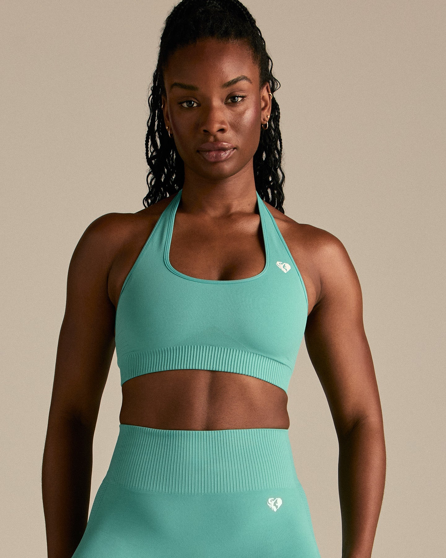 Power Seamless Halter Neck Bra | Marine Green