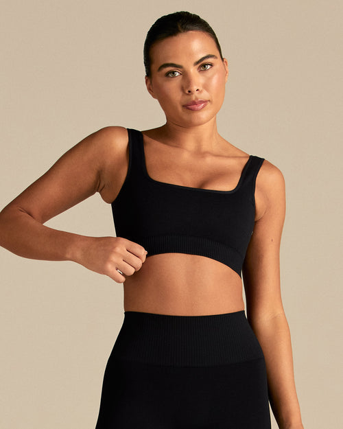 Power Scoop Back Bra | Black