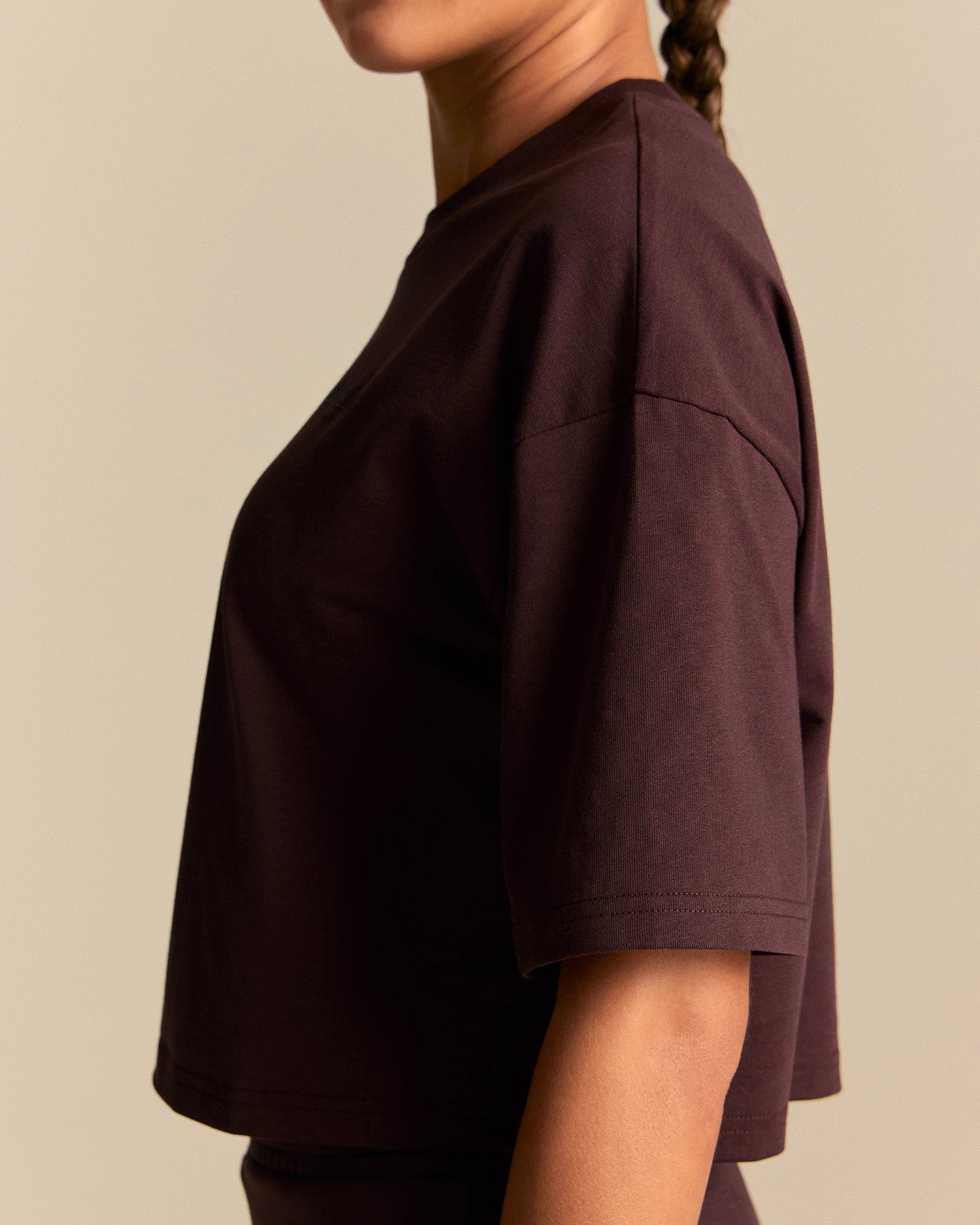 Comfort Athletic Club Cropped T-Shirt | Cafe Noir (2/6)