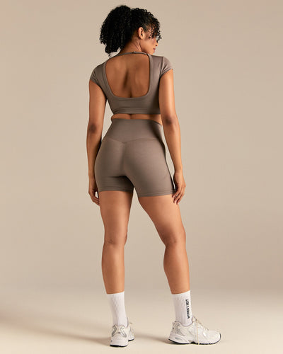 Motion Seamless Open Back Short Sleeve Crop Top | Taupe Grey