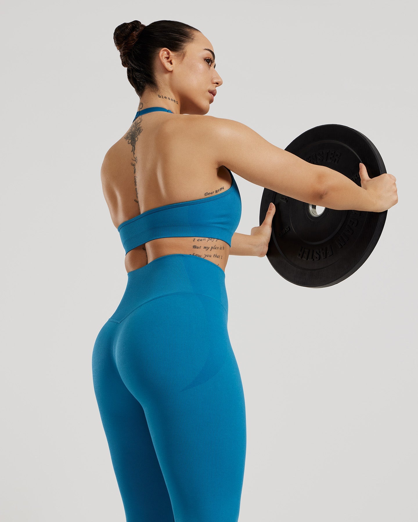 Motion Seamless Halter Bra | Peacock Blue