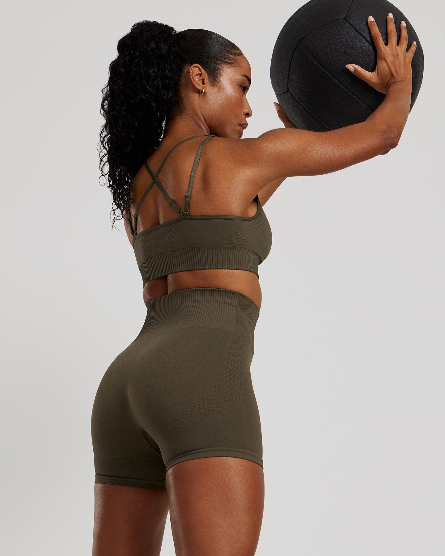 Power Seamless Adjustable Sports Bra | Dark Olive