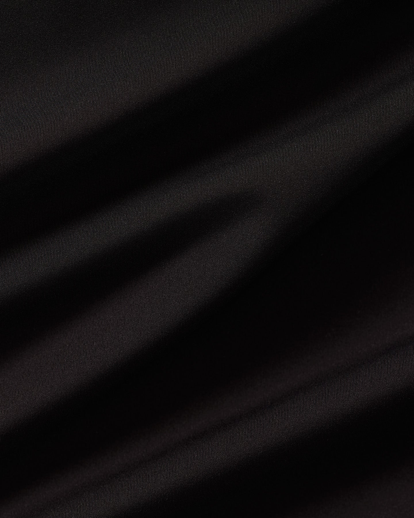 Essential Crop Tank Top | Black