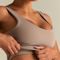 Essential Built-In Bra Scoop Back Tank | Buff
