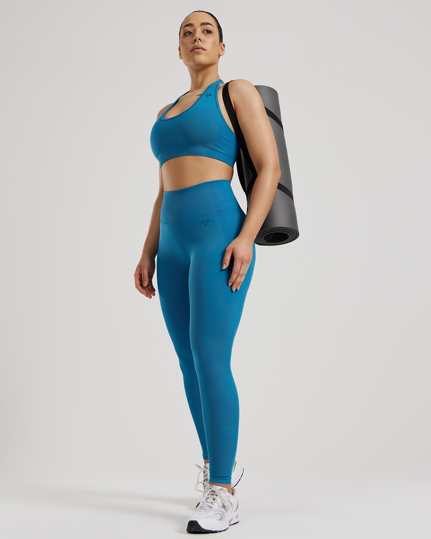 Motion Seamless Halter Bra | Peacock Blue