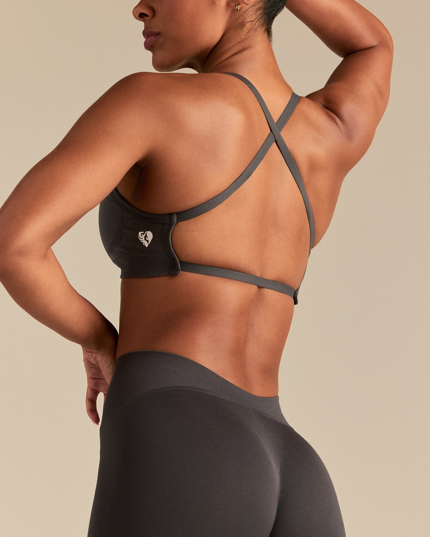 Define 2.0 Seamless Cross Back Bra | Graphite