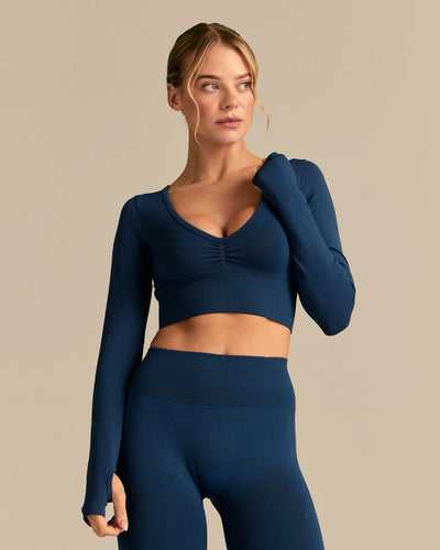 Define 2.0 Long Sleeve Scrunch Crop Top | True Navy (1/6)