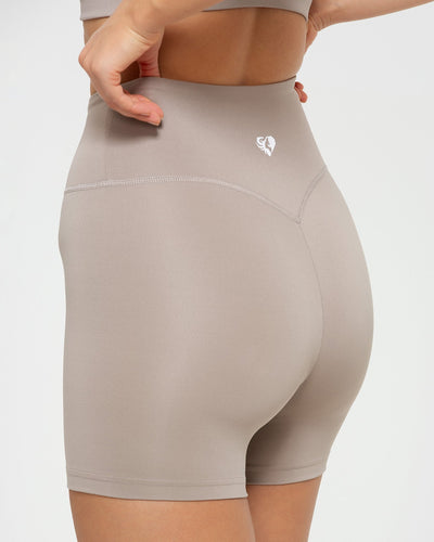 Essential Shorts - Buff