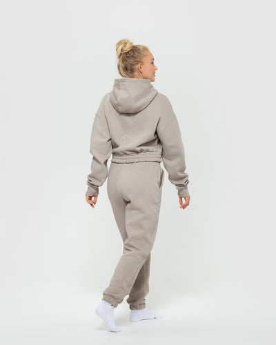 Cropped hoodie and sweatpants sales